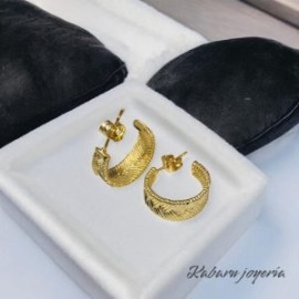 Arracadas doradas simples chapa de oro 18K