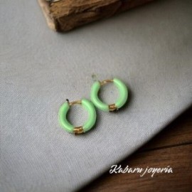 Aretes circulares acero inoxidable verde pistache