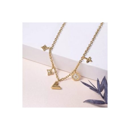 Collar acero inoxidable dorado trébol V