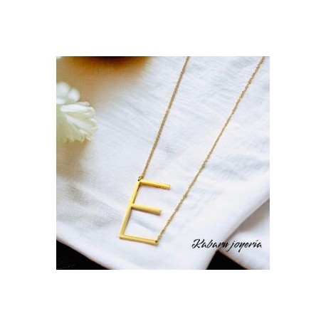 Collar mujer acero inoxidable letra grande E