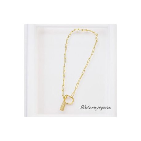 Collar moda letra P chapa de oro 18k