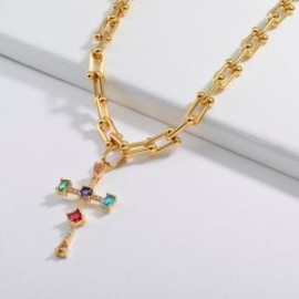 Collar acero dorado eslabones grandes con dije Cruz con piedras
