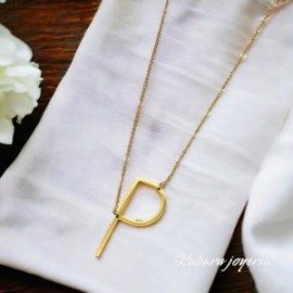Collar dorado acero inoxidable dije letra grande P