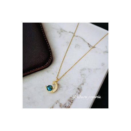 Collar dorado acero inoxidable luna piedra azul