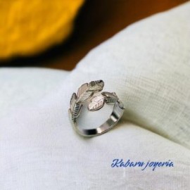 Anillo ajustable color plata acero inoxidable