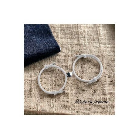 Pulsera cordón color gris parejas corazón