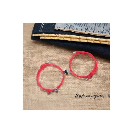 Pulsera cordon color rojo parejas corazon
