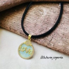 Chocker LOVE pistache de oro 18k