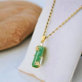 Collar dorado acero inoxidable cirio verde