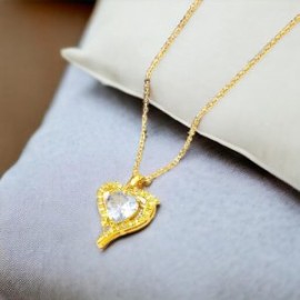 Collar dorado acero inoxidable piedra blanca