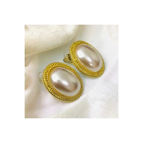 Pendientes ovales perla chapa de oro 18K