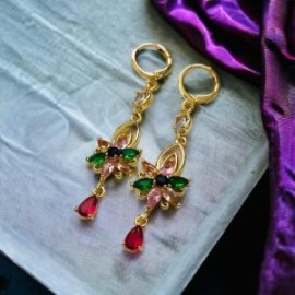 Aretes flor colgante color chapa de oro 18K