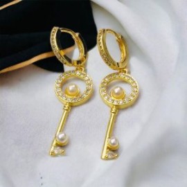 Aretes llave perla chapa de oro 18K