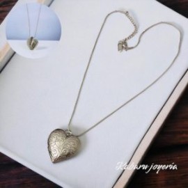 Relicario color plata acero inoxidable corazon