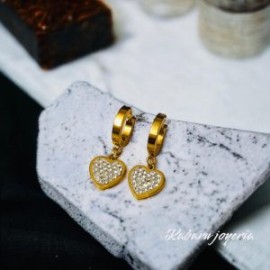 Aretes dorados acero inoxidable corazon
