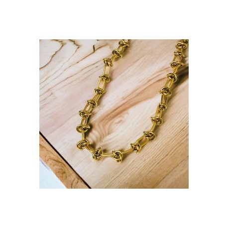 Collar dorado acero inoxidable nudo